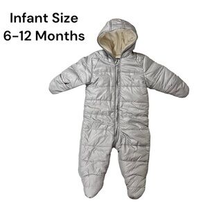 ❣️SOLD❣️6-12 Months Winter Snow Full Body Suit outwear coat snowsuit